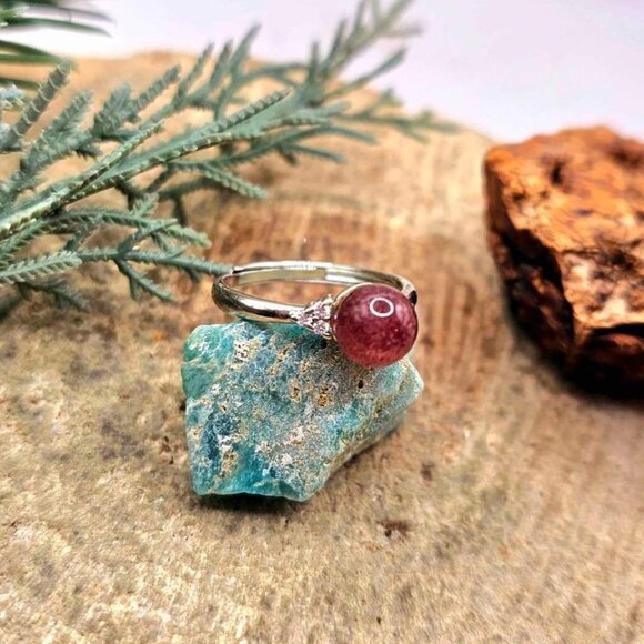 Beautiful Nature Strawberry Quartz Adjustable Ring - Picture 9 of 10